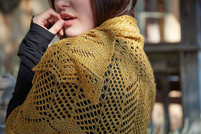 Chartres Shawl