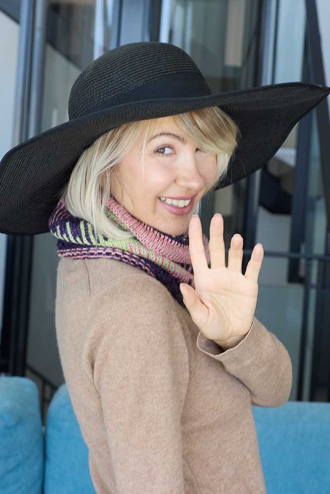 Genome Cowl Knitting Pattern