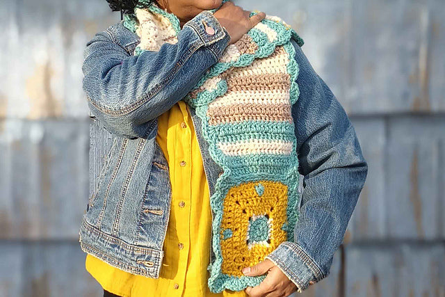 Tallinn Nouveau Scarf